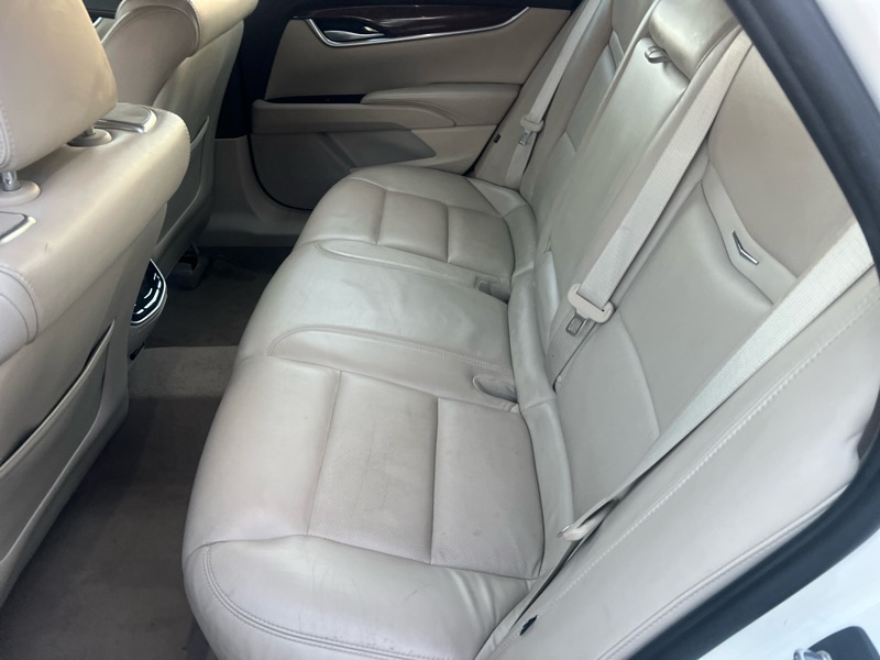 Cadillac XTS Premium 2013