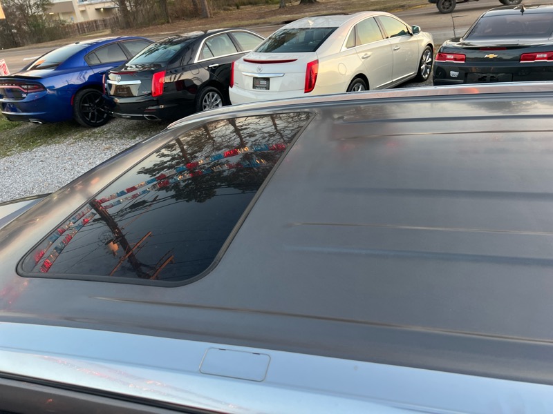 Toyota Highlander Limited Platinum FWD V6 2017