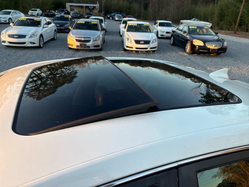 Cadillac CTS 3.0L Luxury 2011