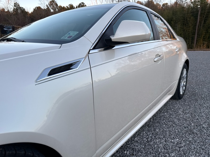 Cadillac CTS 3.0L Luxury 2011