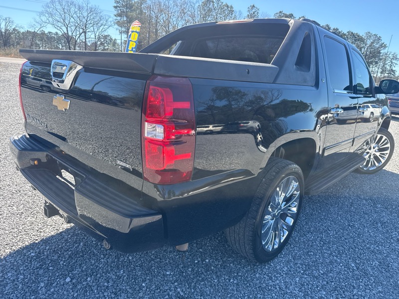 Chevrolet Avalanche LT3 2WD 2011