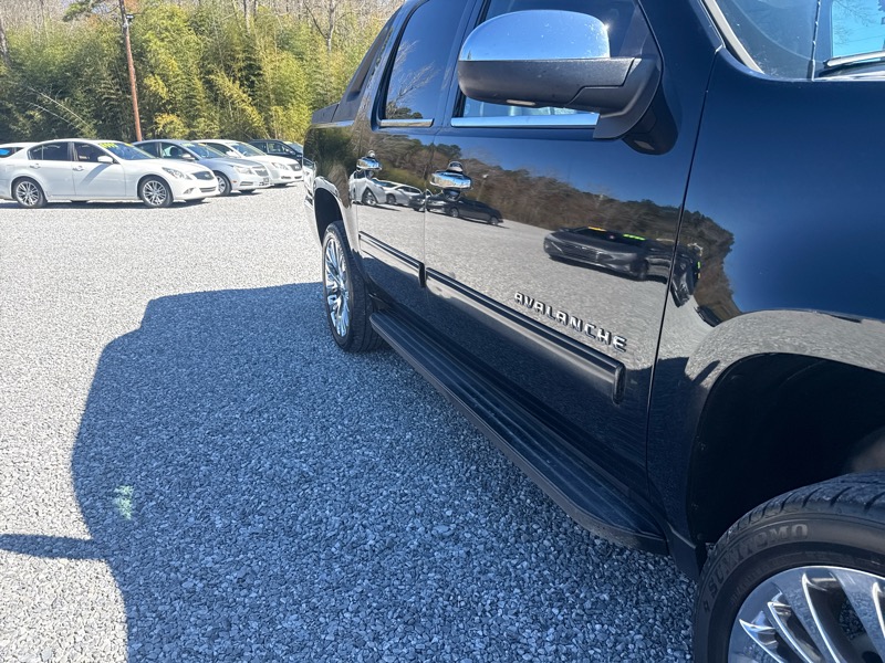Chevrolet Avalanche LT3 2WD 2011