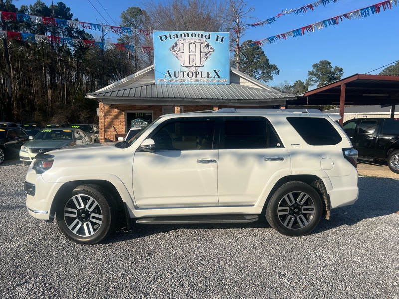 Toyota 4Runner SR5 2WD 2019