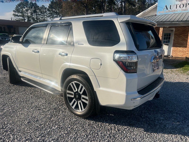 Toyota 4Runner SR5 2WD 2019