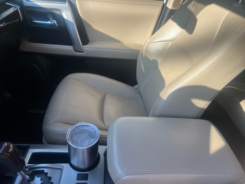 Toyota 4Runner SR5 2WD 2019