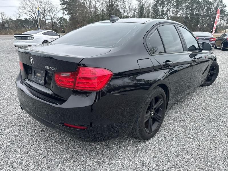 BMW 3-Series 320i Sedan 2014