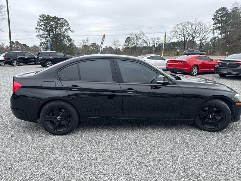 BMW 3-Series 320i Sedan 2014