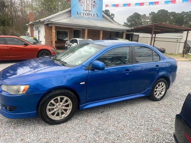 Mitsubishi Lancer ES 2010