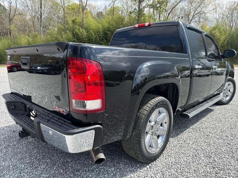 GMC Sierra 1500 SLE Crew Cab 2WD 2013
