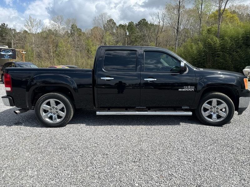 GMC Sierra 1500 SLE Crew Cab 2WD 2013