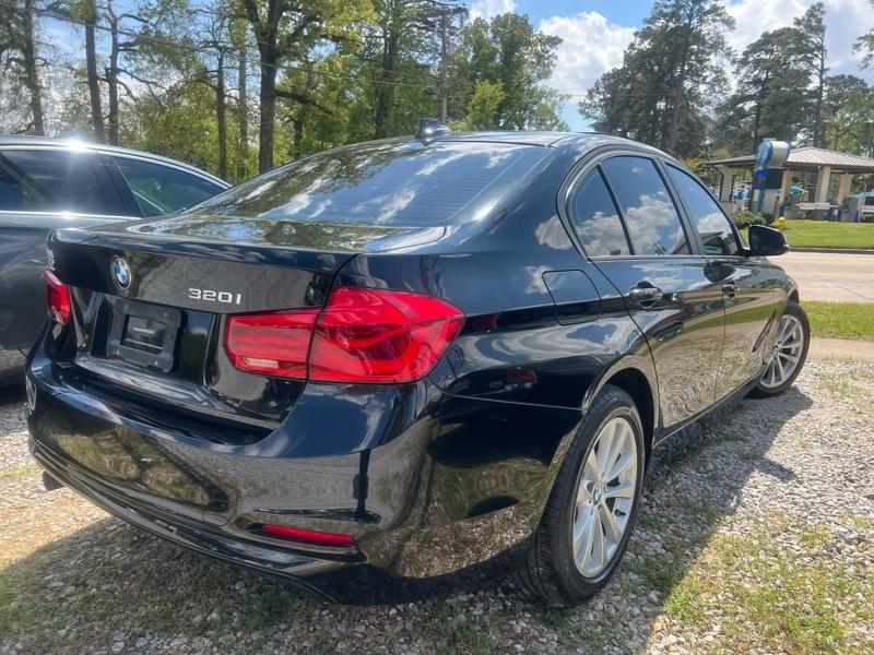 BMW 3-Series 320i Sedan 2016