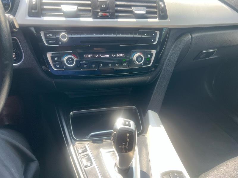 BMW 3-Series 320i Sedan 2016