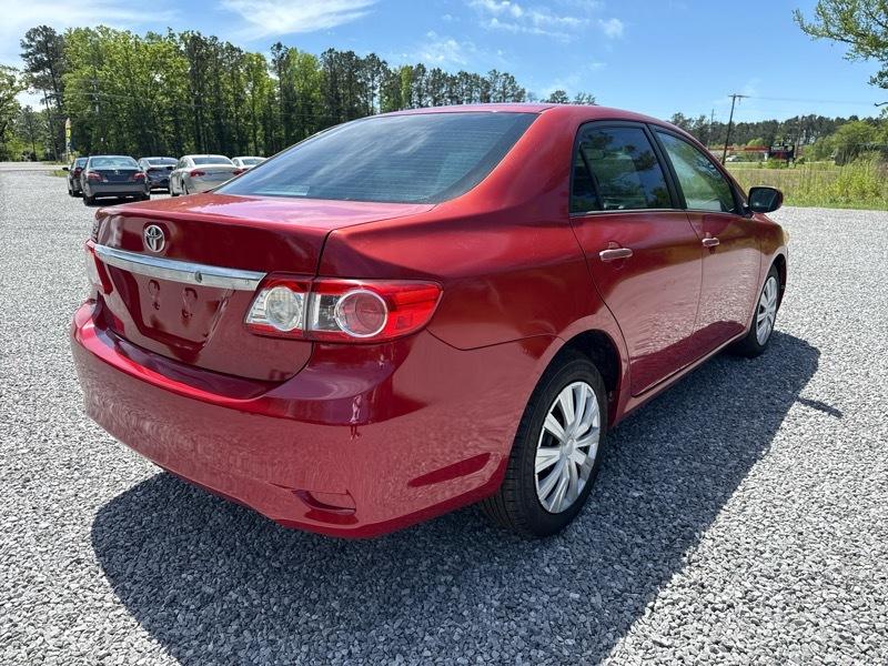 Toyota Corolla S 5-Speed MT 2012