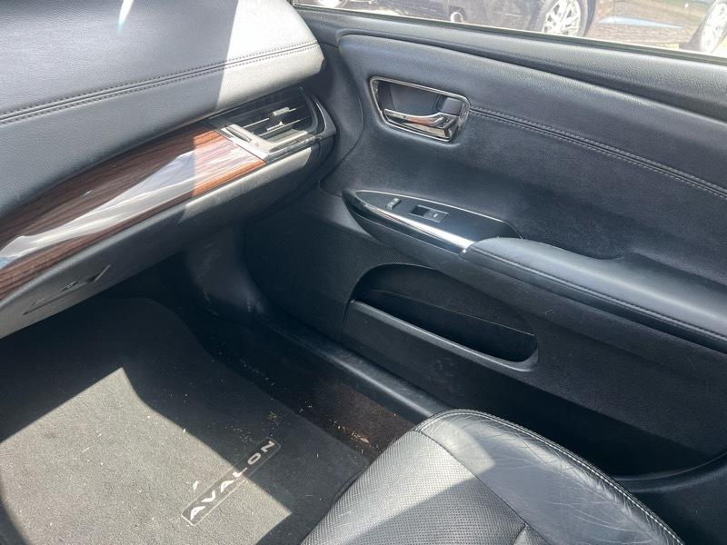 Toyota Avalon XLE Premium 2014