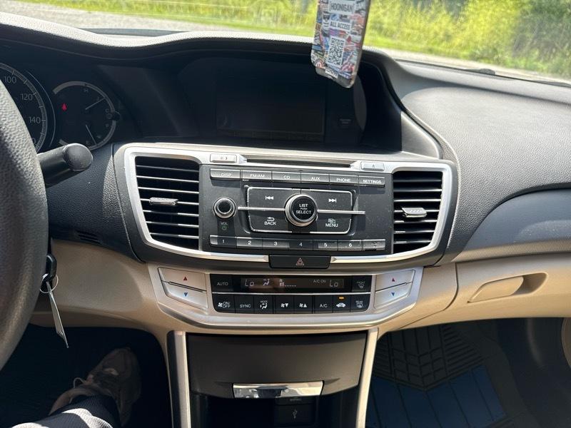 Honda Accord LX Sedan CVT 2013