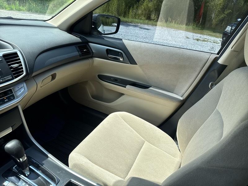 Honda Accord LX Sedan CVT 2013