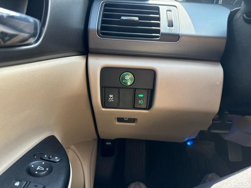 Honda Accord LX Sedan CVT 2013