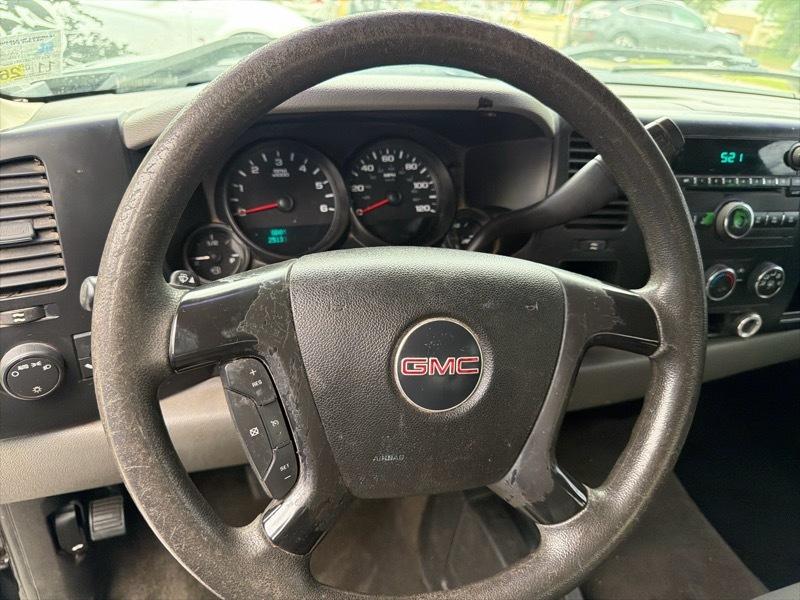 GMC Sierra 1500 4WD Crew Cab 143.5" 2007