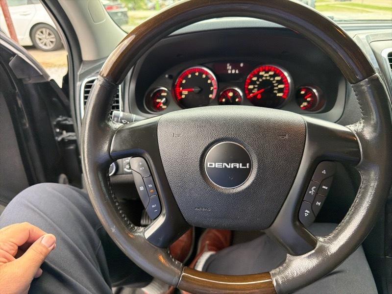 GMC Acadia Denali FWD 2012