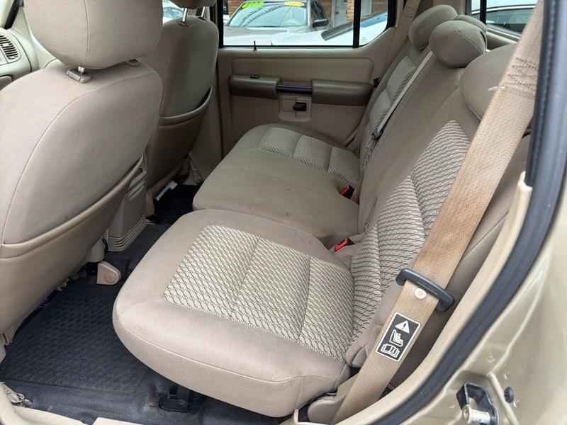 Ford Explorer Sport Trac XLS 2WD 2003