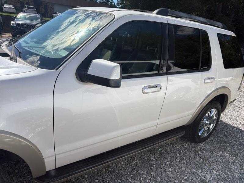 Ford Explorer Eddie Bauer 4WD 2010