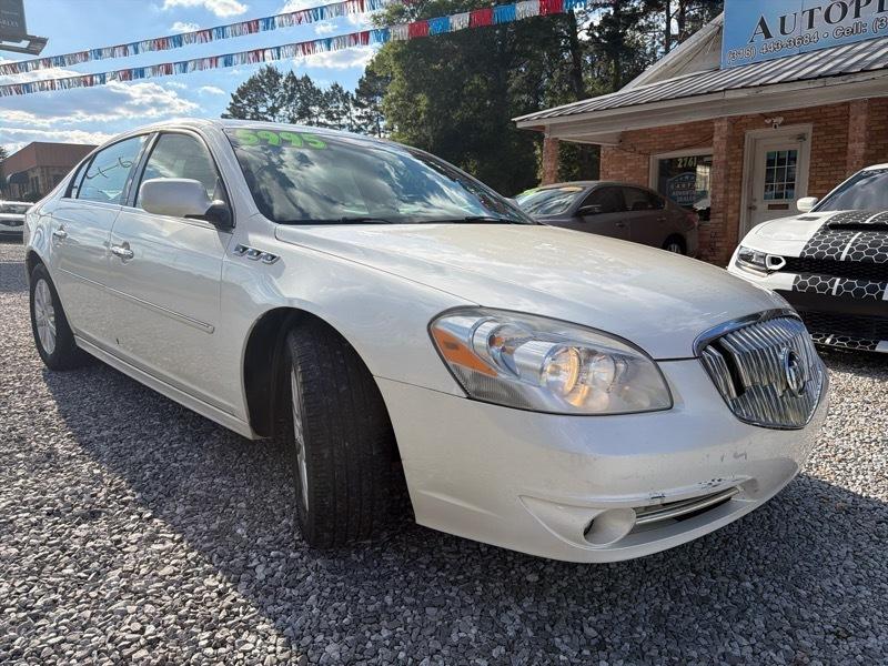 Buick Lucerne CXL 2011