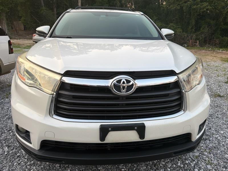 Toyota Highlander XLE FWD V6 2014