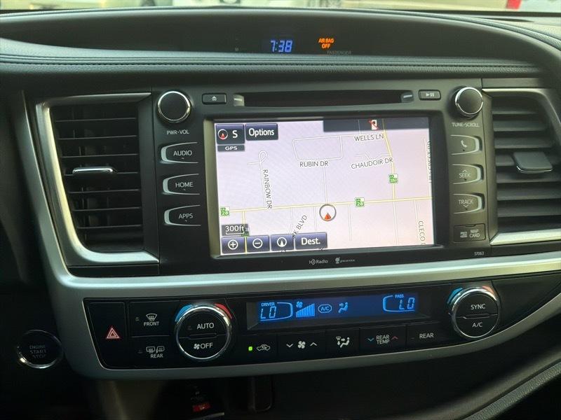 Toyota Highlander XLE FWD V6 2014