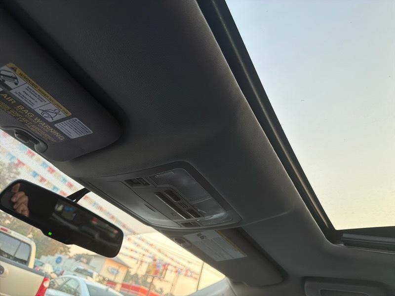 Toyota Highlander XLE FWD V6 2014