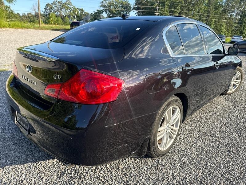 Infiniti G37 Journey 2012