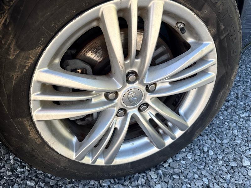 Infiniti G37 Journey 2012