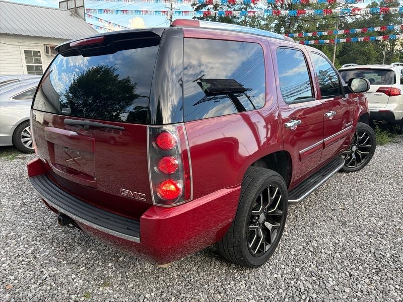 GMC Yukon Denali 2WD 2008