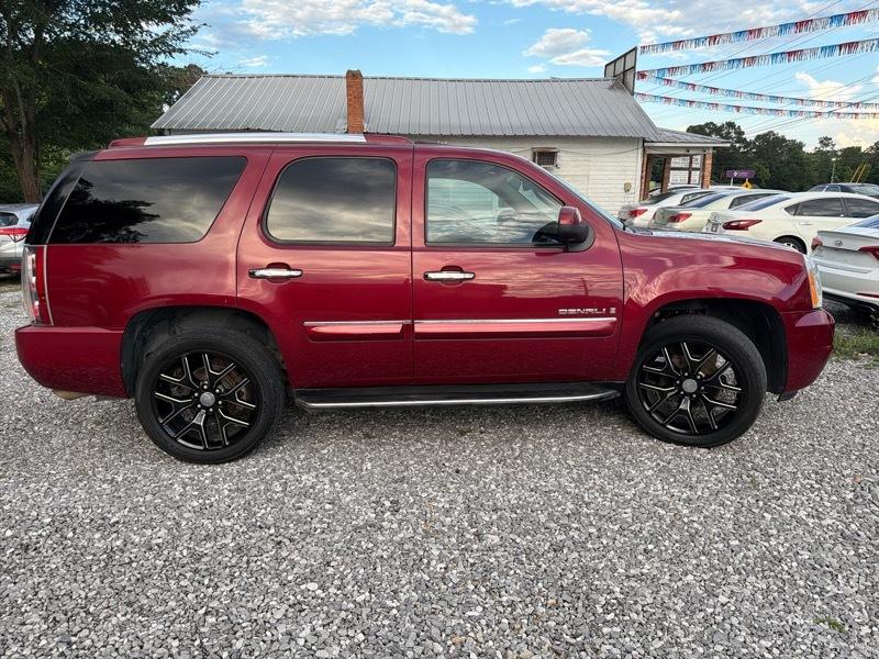 GMC Yukon Denali 2WD 2008
