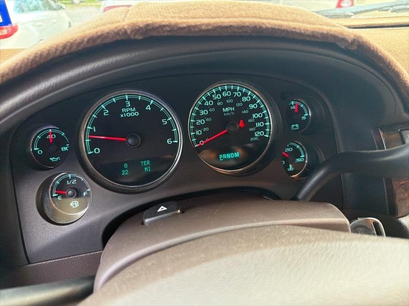 GMC Yukon Denali 2WD 2008