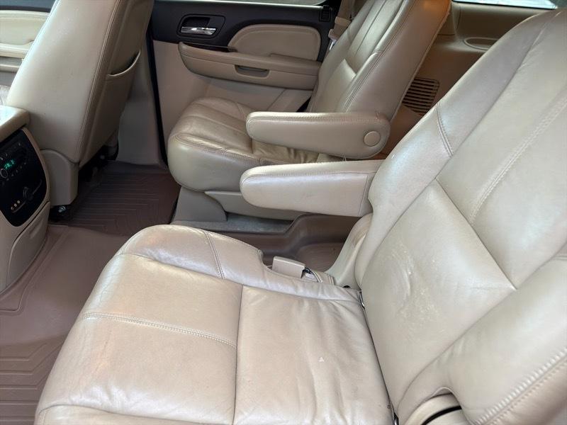 GMC Yukon Denali 2WD 2008