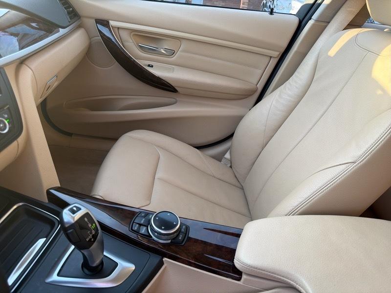 BMW 3-Series 328i Sedan 2014