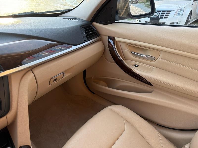 BMW 3-Series 328i Sedan 2014