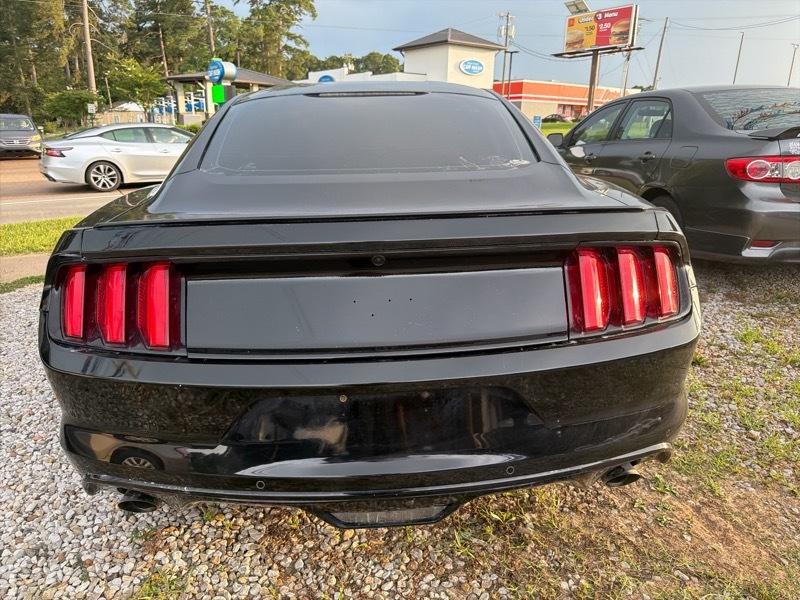 Ford Mustang V6 Coupe 2015