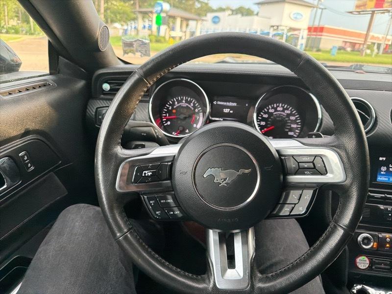 Ford Mustang V6 Coupe 2015