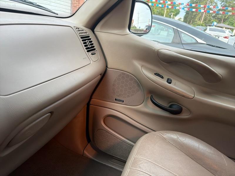 Ford Expedition Eddie Bauer 2WD 2000