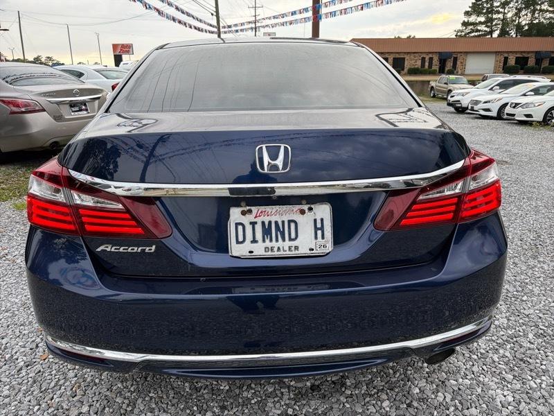 Honda Accord LX Sedan CVT 2017