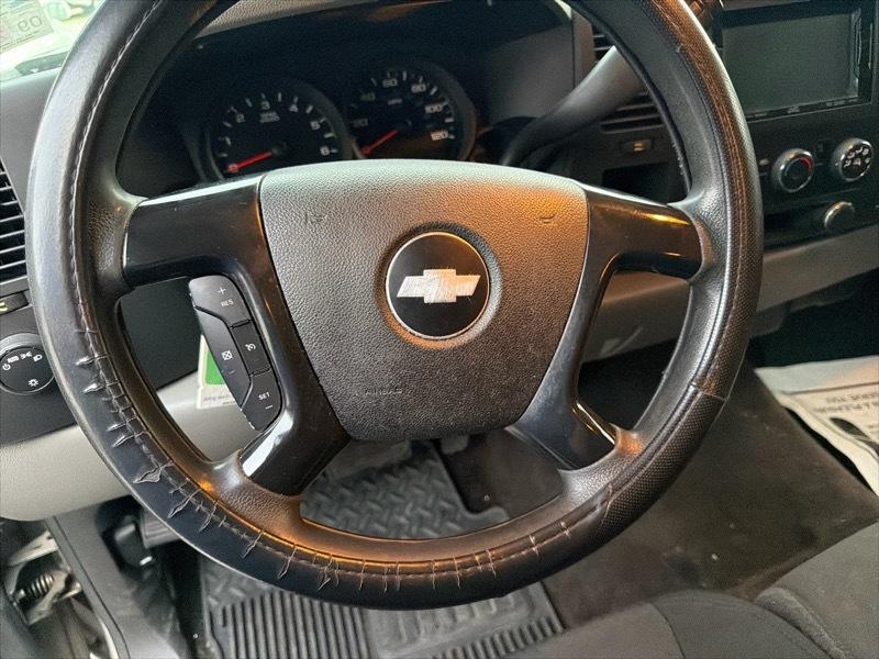 Chevrolet Silverado 1500 2WD Crew Cab 143.5" LS 2012