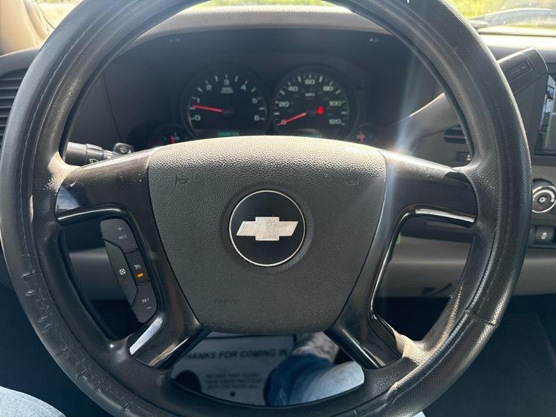 Chevrolet Silverado 1500 2WD Crew Cab 143.5" LS 2012