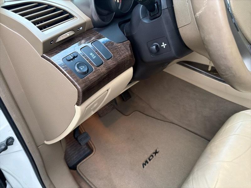 Acura MDX 6-Spd AT w/Tech Package 2012