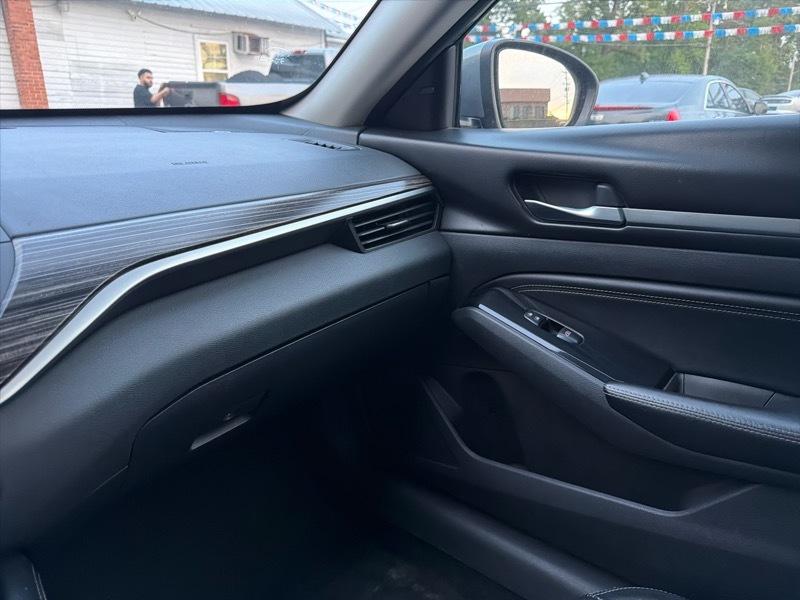 Nissan Altima 2.5 SL 2020