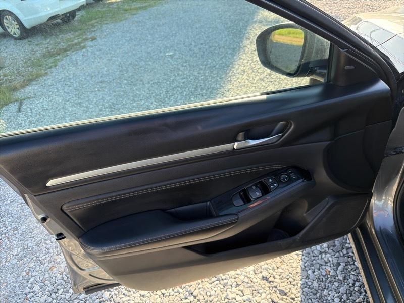 Nissan Altima 2.5 SL 2020