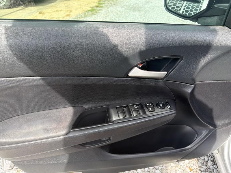 Honda Accord LX sedan AT 2008