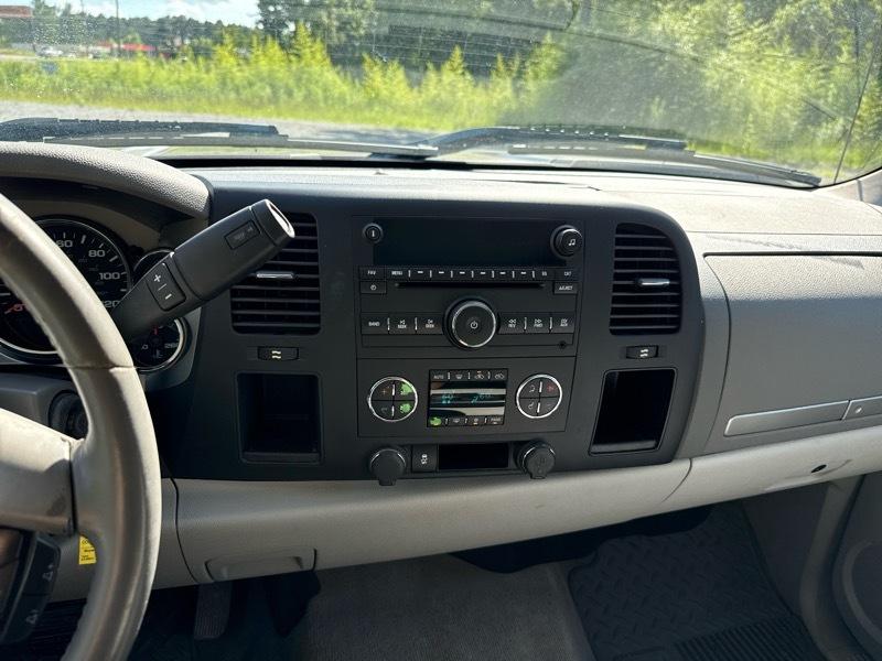 Chevrolet Silverado 1500 1LT Crew Cab 2WD 2013