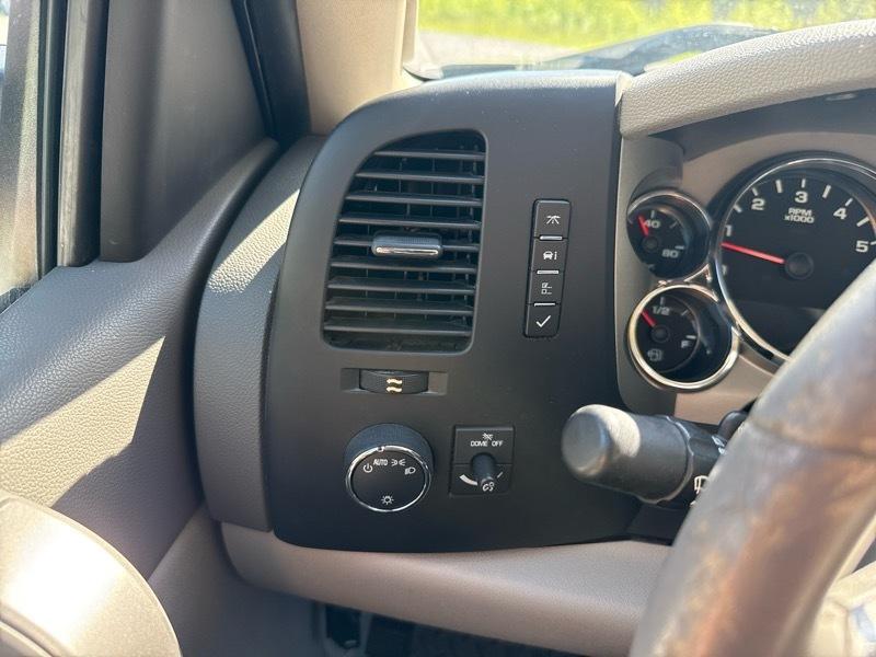 Chevrolet Silverado 1500 1LT Crew Cab 2WD 2013