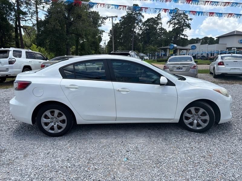Mazda MAZDA3 i SV AT 4-Door 2013